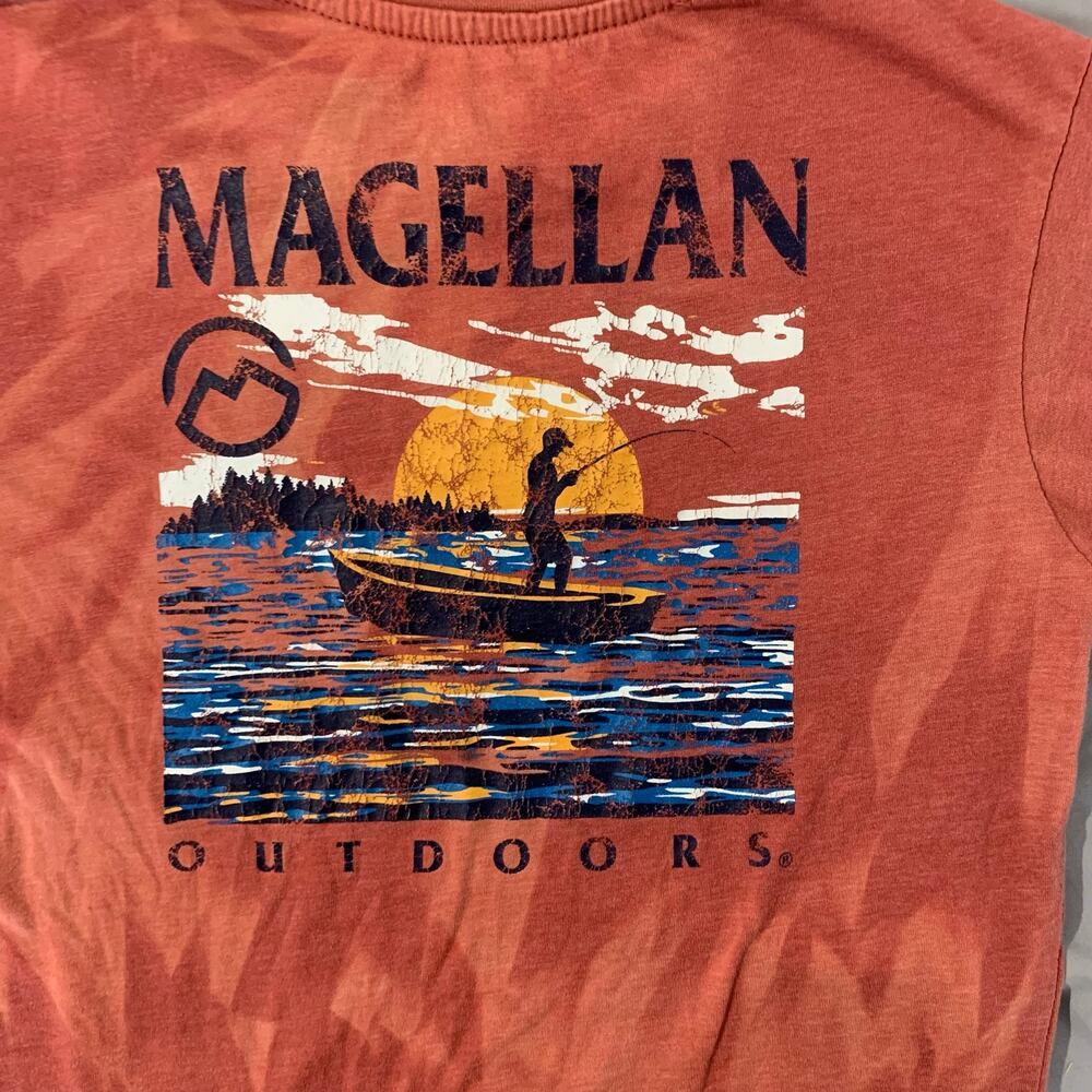 Magellan Outdoors Graphic T‑Shirt – Size L